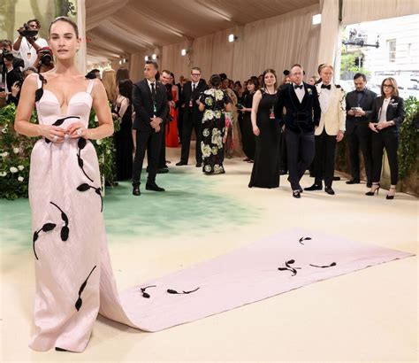 rita ora leaked|Met Gala 2024: Rita Ora goes nude in a barely